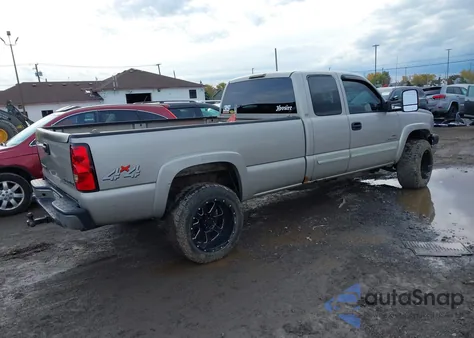 2004 Chevrolet Silverado 2500Hd Ls z USA, uszkodzony, nr VIN 1GCHK29214E289086
